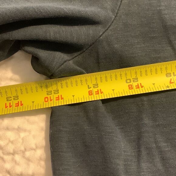 PERRY ELLIS, button down, short sleeve, 100% cotton, new condition, large, - Picture 4 of 9